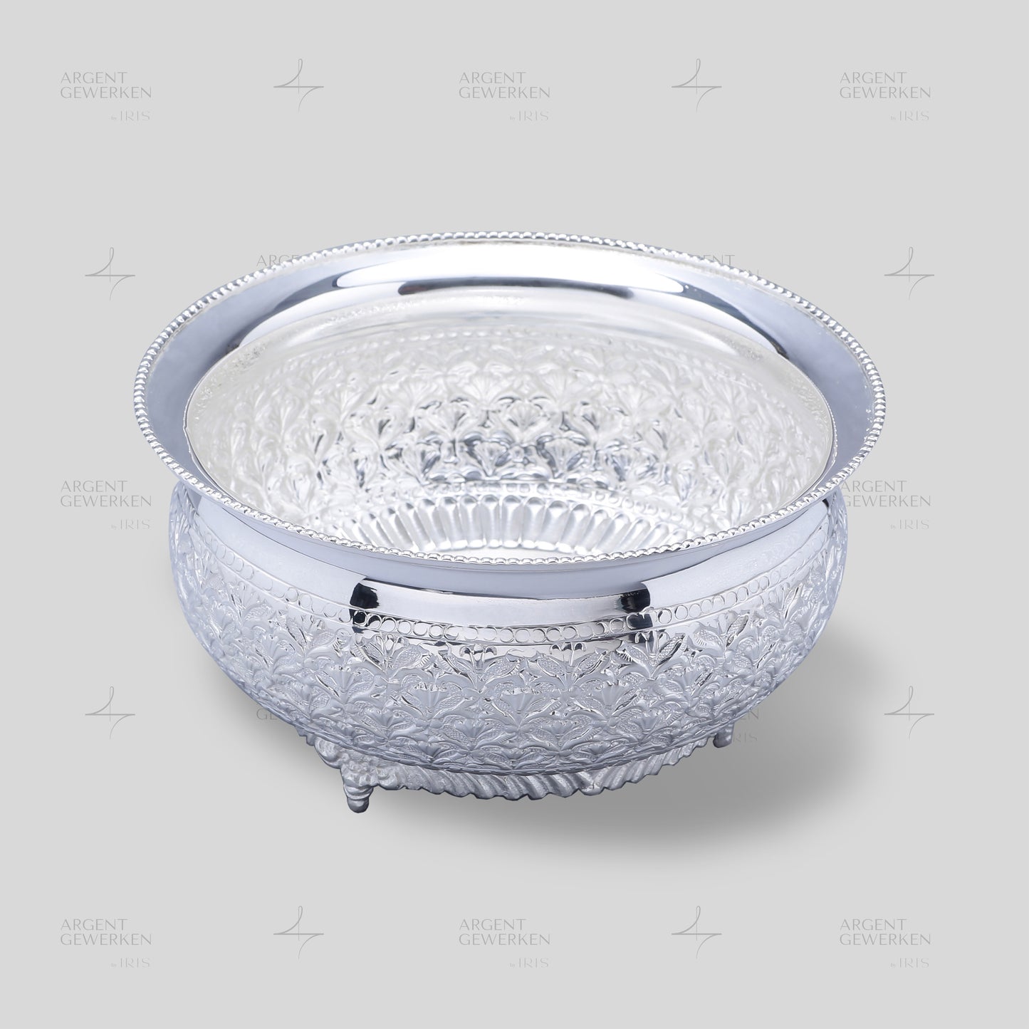 Classic Vine Fruit Bowl