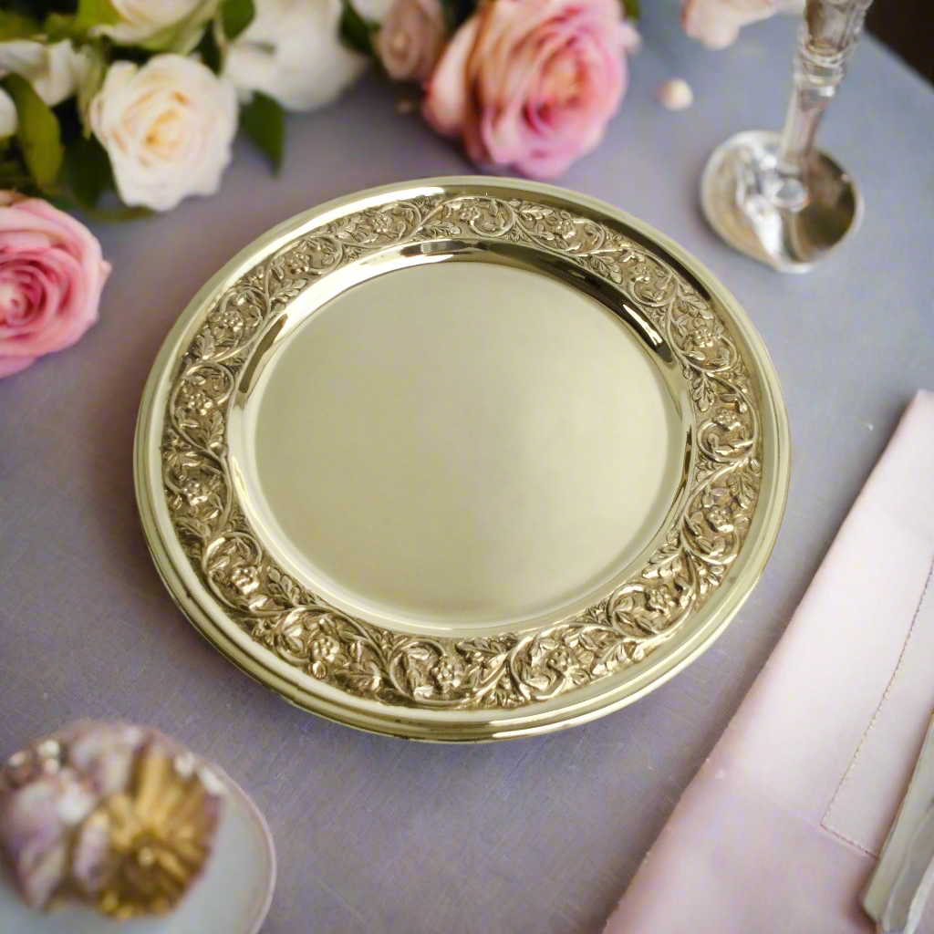 Classic Vine Show Plate