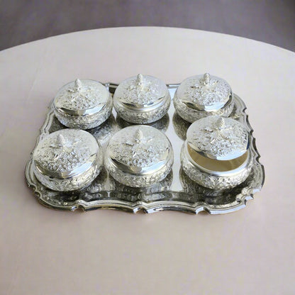 Classic Vine Silver Plated Round Box